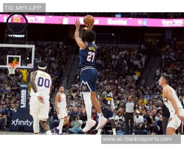 格雷森阿伦称赞布克传球能力称自己会积极跑位配合突破