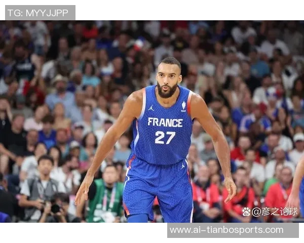 戈贝尔表现平平3投1中罚球命中率低迷贡献5分12板3助攻3封盖